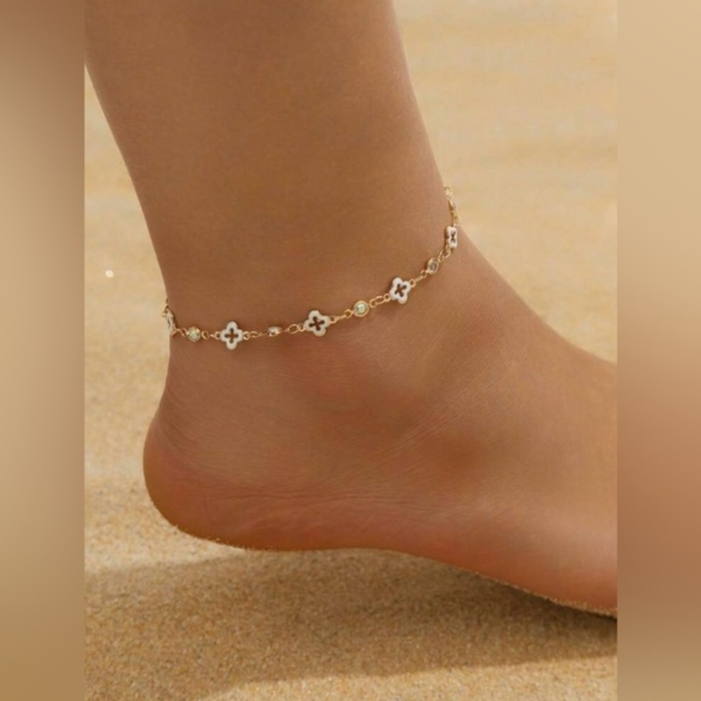 Gold & Rhinestone Luxury Clover Ankle Bracelet/ Anklet